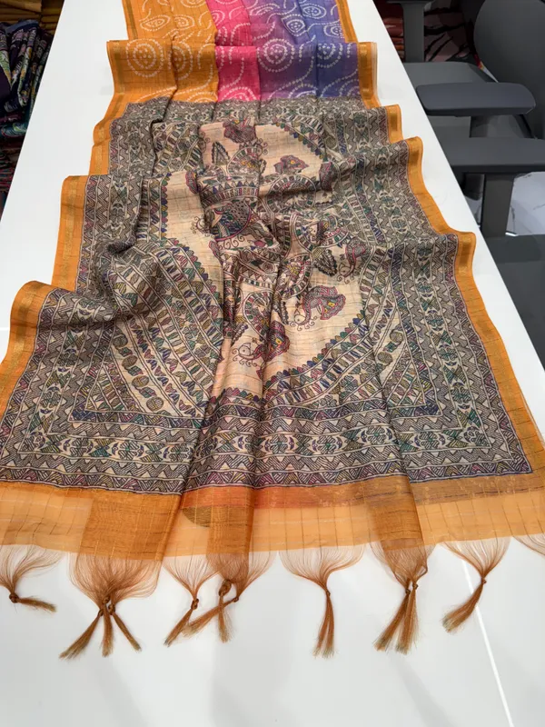 Soft_Semi_Tussar_Silk_sarees_with_Beautiful_Digital_Print_With_Attractive_Border_And_Contrast_Print_Blouse_With_Tassels