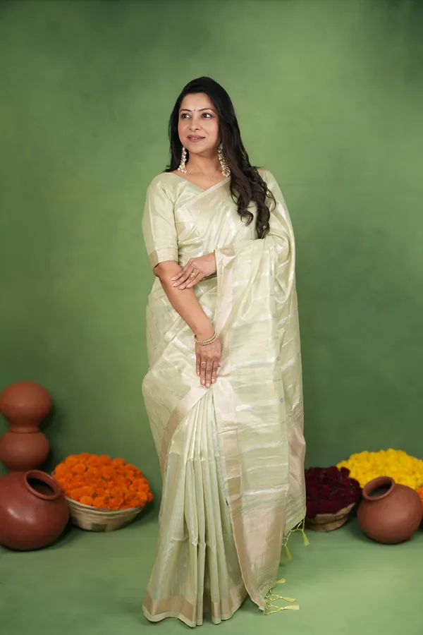 Soft_Linen_Cotton_Silk_sarees_with_Beautiful_Weaving__Zari_Butti_Design_With_Attractive_Border_&_Rich_Pallu__And_Running__Plain_Blouse_With_Tassels