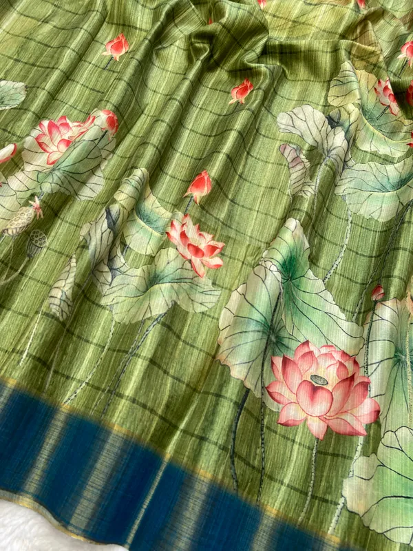 Avanti_Green_–_Regal_Navratri_Special_|_Soft_Tussar_Silk_Saree_with_Print,_Border_&_Contrast_Print_Blouse_with_Tassels