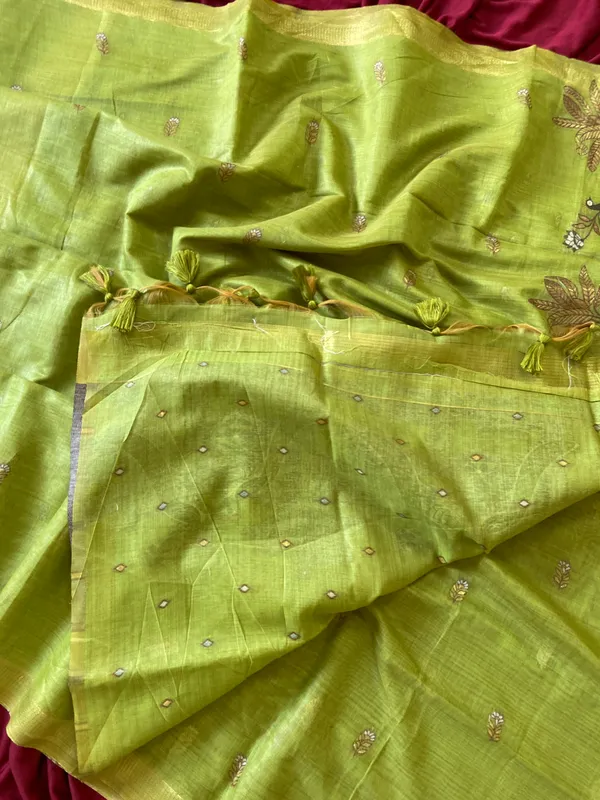 Kashish_Green_–_Alluring_Wedding_Special_|_Premium_Soft_Muga_Cotton_Saree_with_Colourful_Resham_Weaving_Peacock_Design_Pallu,_Traditional_Zari_Weaving