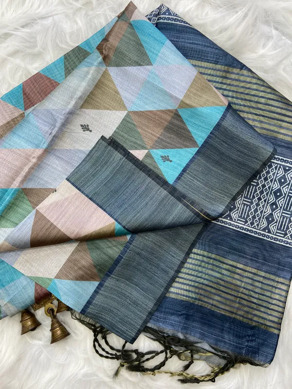 Soft_Tussar_Silk_sarees_with_Beautiful_Print_With_Attractive_Border_And_Contrast_Print_Blouse_With_Tassels