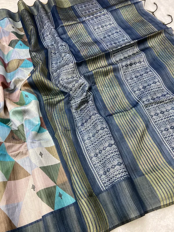 Soft_Tussar_Silk_sarees_with_Beautiful_Print_With_Attractive_Border_And_Contrast_Print_Blouse_With_Tassels