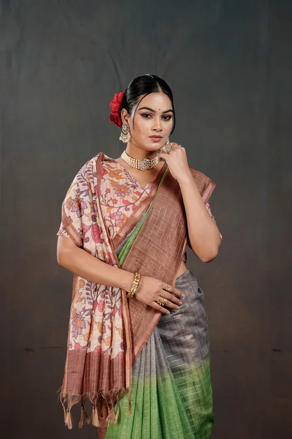 Soft_Semi_Tussar_Silk_sarees_with_Beautiful_Digital_Print_With_Attractive_Border_And_Contrast_Print_Blouse_With_Tassels