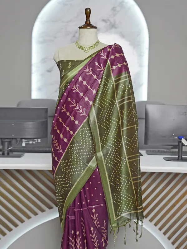 Soft_Tussar_Silk_sarees_with_Beautiful_Digital_Print_With_Attractive_Border_And_Contrast_Print_Blouse_With_Tassels