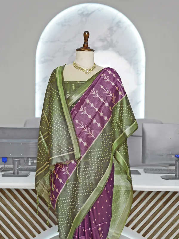 Soft_Tussar_Silk_sarees_with_Beautiful_Digital_Print_With_Attractive_Border_And_Contrast_Print_Blouse_With_Tassels