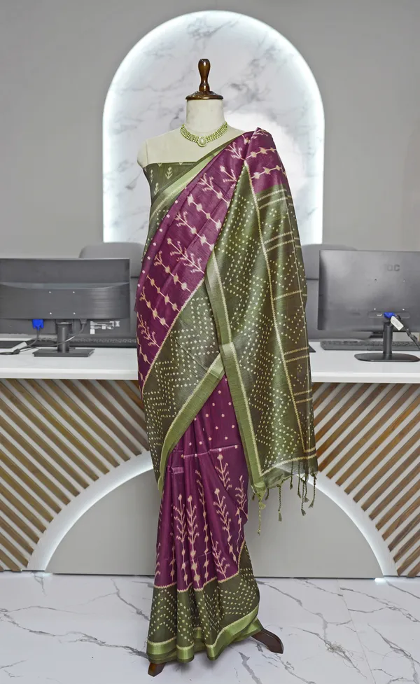 Soft_Tussar_Silk_sarees_with_Beautiful_Digital_Print_With_Attractive_Border_And_Contrast_Print_Blouse_With_Tassels