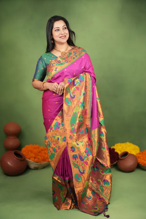 Premium_Soft_Paithani_Silk_sarees_With_Beautiful_Weaving_Pattern_With_Attractive_Rich_Pallu_And_Border_And_Weaving_Blouse_With_Tassels