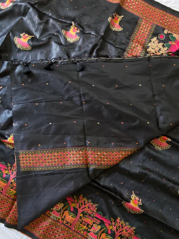 Melody_Black_–_Melodic_Aesthetic_Edit_for_You_|_Soft_Pashmina_Silk_Saree_with_Woven_Zari_Work,_Pashmina_Design_Saree_&_Running_Blouse_with_Tassels