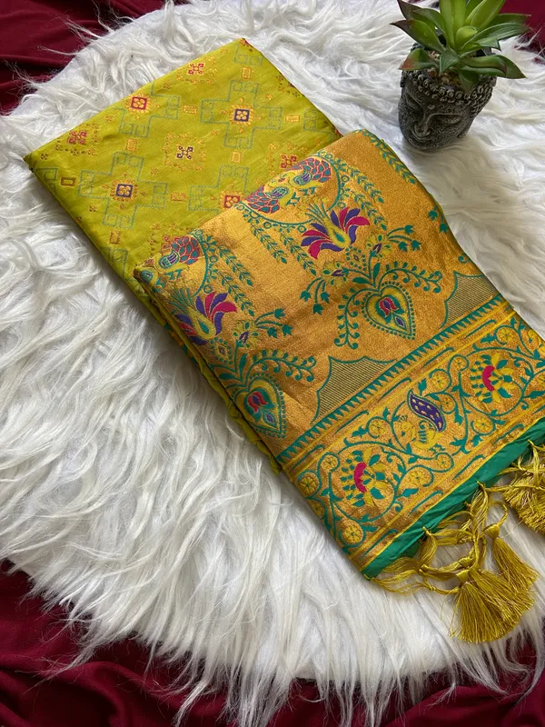 Premium_Soft_Paithani_Silk_sarees_With_Beautiful_Weaving_Pattern_With_Attractive_Rich_Pallu_And_Border_And_Weaving_Blouse_With_Tassels