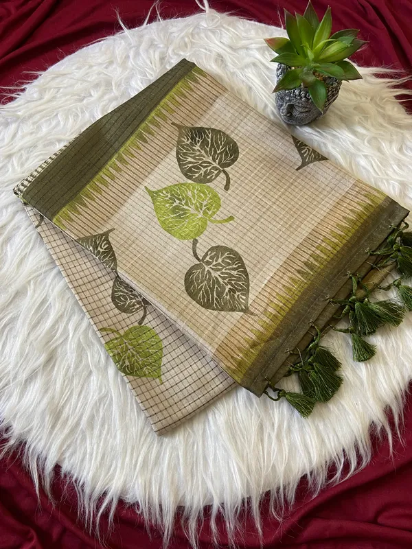 Soft_Tussar_Silk_sarees_with_Beautiful_Digital_Print_With_Attractive_Checks_Design_Saree_And_Digital_Print_Blouse_With_Tassels