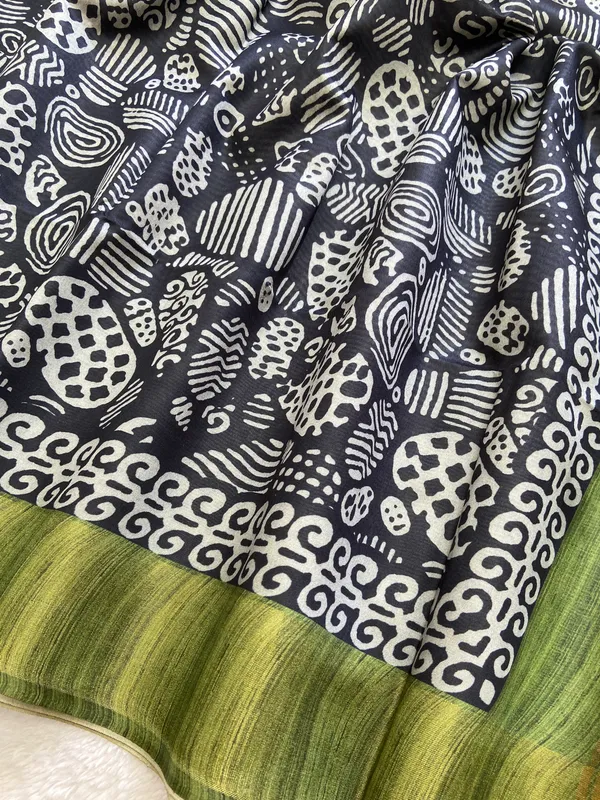 Soft_Tussar_Silk_sarees_with_Beautiful_Print_With_Attractive_Border_And_Contrast_Print_Blouse_With_Tassels
