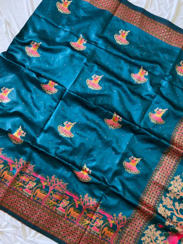 Melody_Rama_Green_–_Melodic_Navratri_Special_|_Soft_Pashmina_Silk_Saree_with_Woven_Zari_Work,_Pashmina_Design_Saree_&_Running_Blouse_with_Tassels