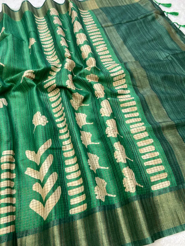 Kanika_Green_–_Checks_Design_Aesthetic_Edit_for_You_|_Soft_Tussar_Silk_Saree_with_Digital_Print,_Checks_Design_Saree_&_Digital_Print_Blouse