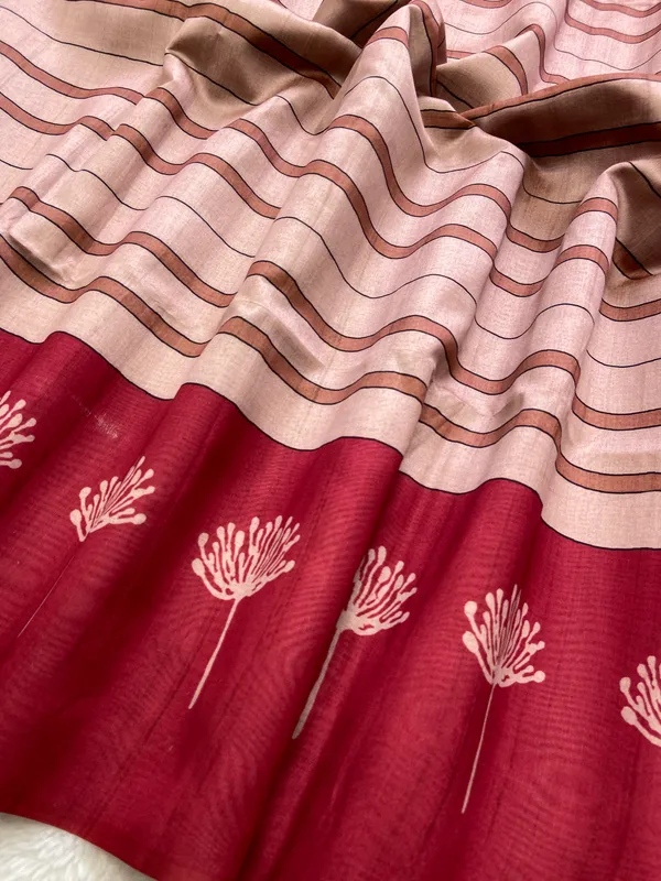 Soft_Tussar_Silk_sarees_with_Beautiful_Digital_Print_With_Attractive_Border_And_Contrast_Print_Blouse_With_Tassels