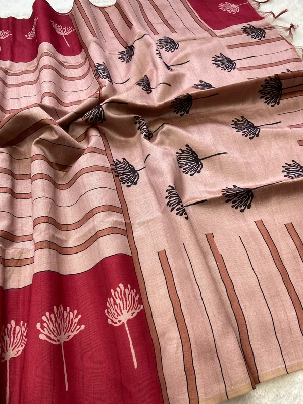 Soft_Tussar_Silk_sarees_with_Beautiful_Digital_Print_With_Attractive_Border_And_Contrast_Print_Blouse_With_Tassels