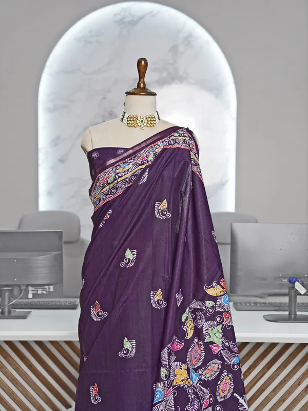 Soft_Tussar_Silk_sarees_with_Beautiful_Digital_Print_With_Attractive_Border_And_Contrast_Print_Blouse_With_Tassels