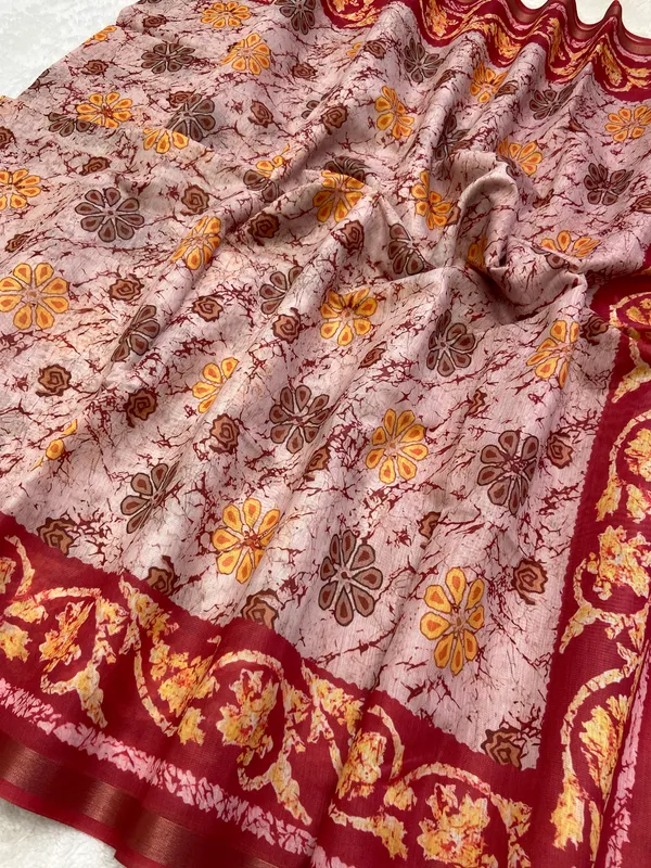 Kabini_Red_–_Zari_Line_Aesthetic_Edit_for_You_|_Soft_Chanderi_Cotton_Saree_with_Digital_Print,_Zari_Line_Saree_&_Digital_Print_Blouse_with_Tassels