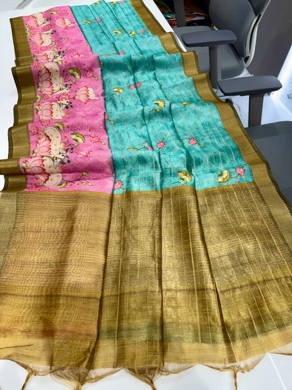 Soft_Semi_Tussar_Silk_sarees_with_Beautiful_Digital_Print_With_Attractive_Border_And_Contrast_Print_Blouse_With_Tassels