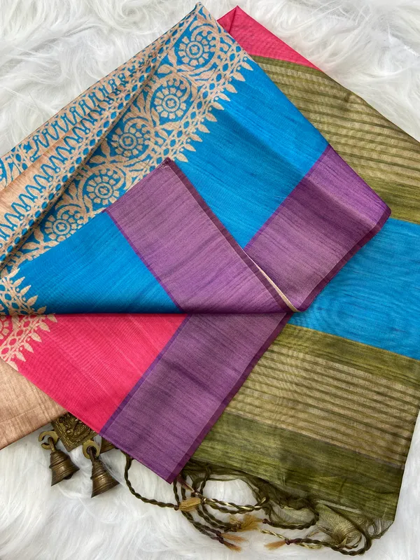 Soft_Tussar_Silk_sarees_with_Beautiful_Print_With_Attractive_Border_And_Contrast_Print_Blouse_With_Tassels