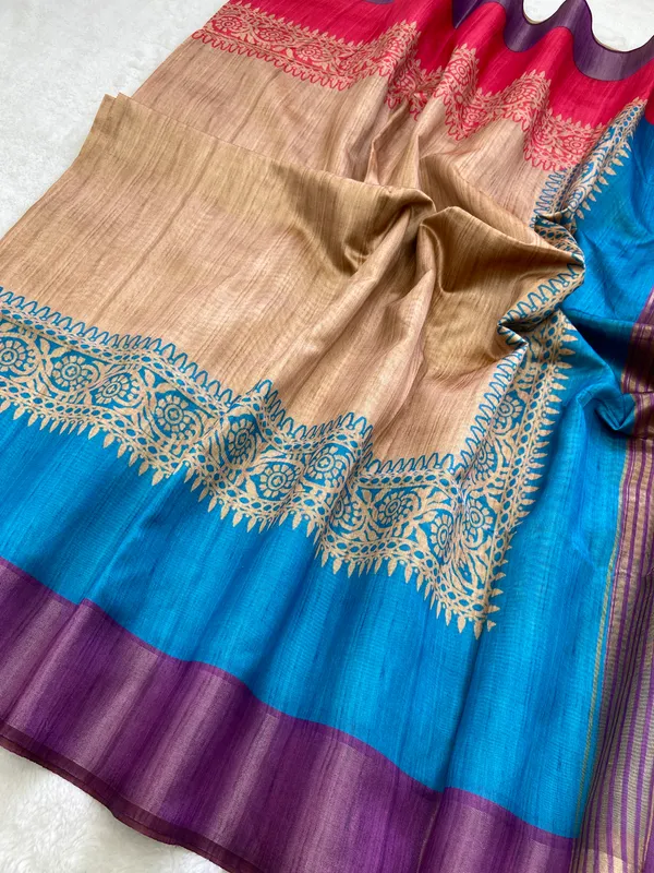 Soft_Tussar_Silk_sarees_with_Beautiful_Print_With_Attractive_Border_And_Contrast_Print_Blouse_With_Tassels