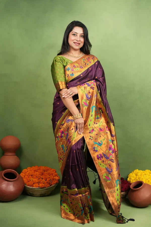 Premium_Soft_Paithani_Silk_sarees_With_Beautiful_Weaving_Pattern_With_Attractive_Rich_Pallu_And_Border_And_Weaving_Blouse_With_Tassels