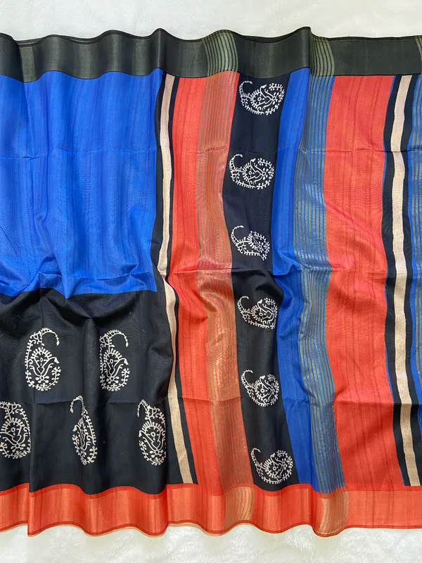 Chaitali_Blue_–_Navratri_Special_|_Soft_Tussar_Silk_Saree_with_Print,_Border_&_Contrast_Print_Blouse_with_Tassels