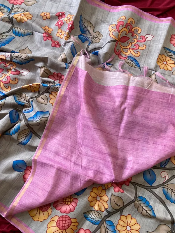 Soft_Tussar_Silk_sarees_with_Beautiful_Digital_Print_With_Attractive_Border_And_Contrast_Print_Blouse_With_Tassels