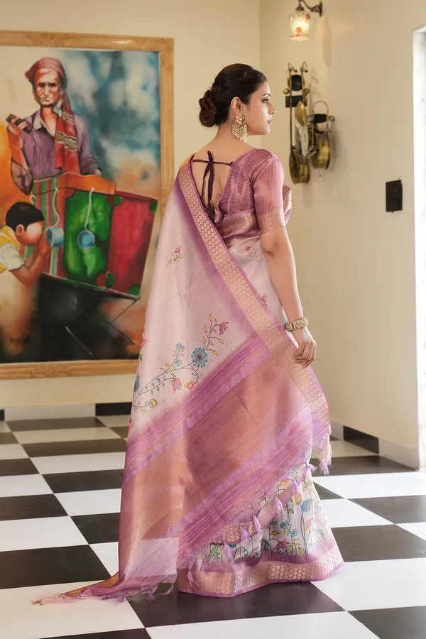 Soft_Tissue_Silk_sarees_with_Beautiful_Digital_Print_With_Attractive_Border_&_Rich_Pallu_With_Sequence_And_Contrast_Print_Blouse_With_Tassels
