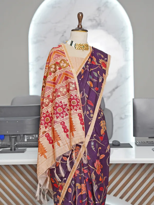Soft_Tussar_Silk_sarees_with_Beautiful_Digital_Print_With_Attractive_Border_And_Contrast_Print_Blouse_With_Tassels