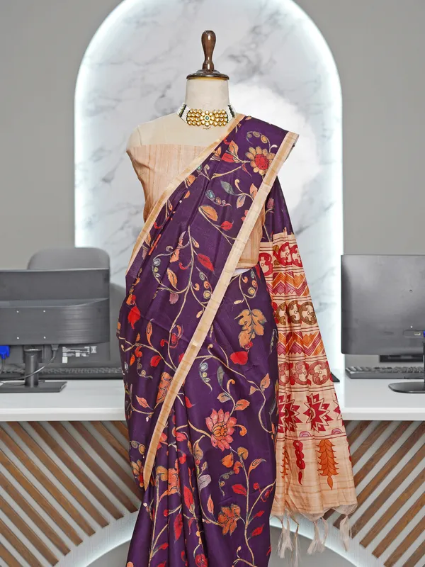 Soft_Tussar_Silk_sarees_with_Beautiful_Digital_Print_With_Attractive_Border_And_Contrast_Print_Blouse_With_Tassels