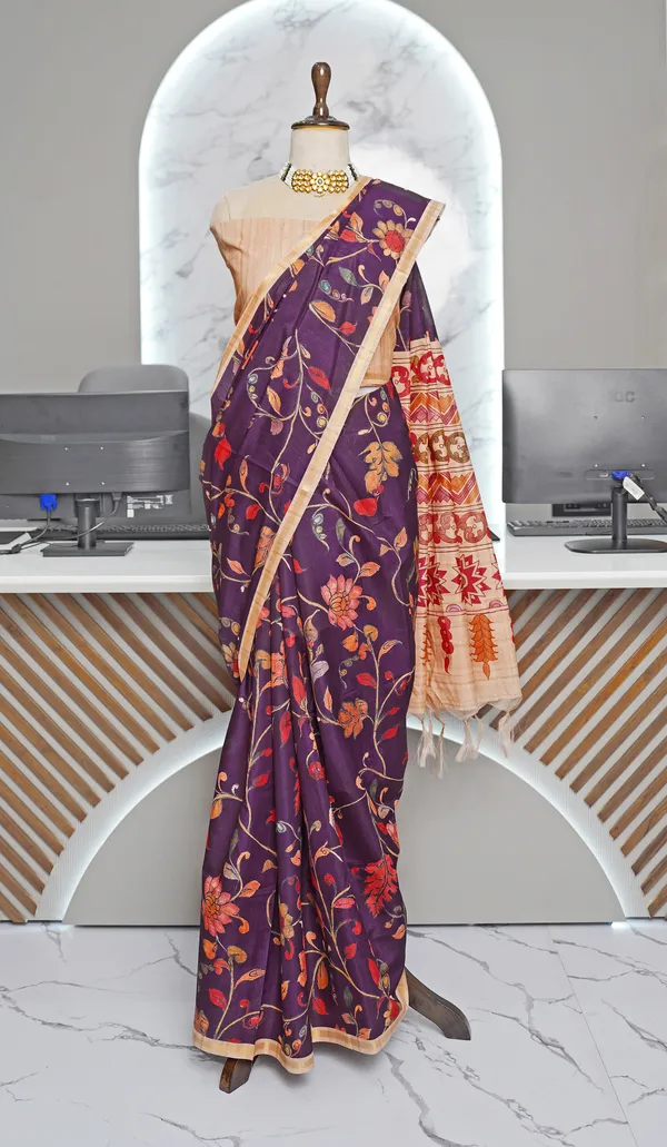 Soft_Tussar_Silk_sarees_with_Beautiful_Digital_Print_With_Attractive_Border_And_Contrast_Print_Blouse_With_Tassels