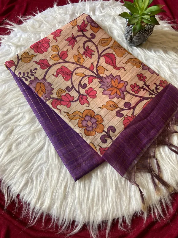Soft_Semi_Tussar_Silk_sarees_with_Beautiful_Digital_Print_With_Attractive_Border_And_Contrast_Print_Blouse_With_Tassels