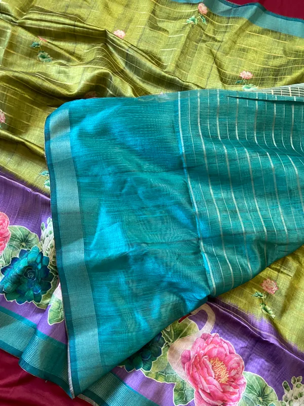 Soft_Semi_Tussar_Silk_sarees_with_Beautiful_Digital_Print_With_Attractive_Border_And_Contrast_Print_Blouse_With_Tassels