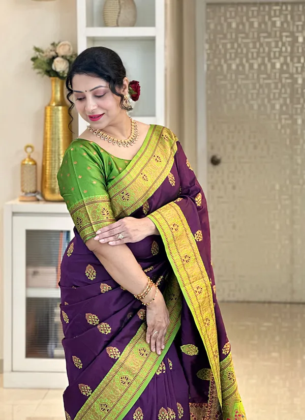 Premium_Soft_Paithani_Silk_sarees_With_Beautiful_Weaving_Pattern_With_Attractive_Rich_Pallu_And_Border_And_Weaving_Blouse_With_Tassels