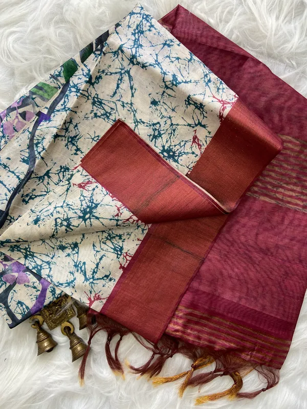 Shyla_Maroon_–_Diwali_Special_|_Soft_Tussar_Silk_Saree_with_Print,_Border_&_Contrast_Print_Blouse_with_Tassels