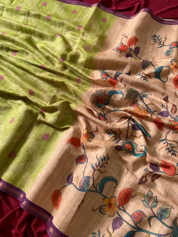 Soft_Semi_Tussar_Silk_sarees_with_Beautiful_Digital_Print_With_Attractive_Border_And_Contrast_Print_Blouse_With_Tassels