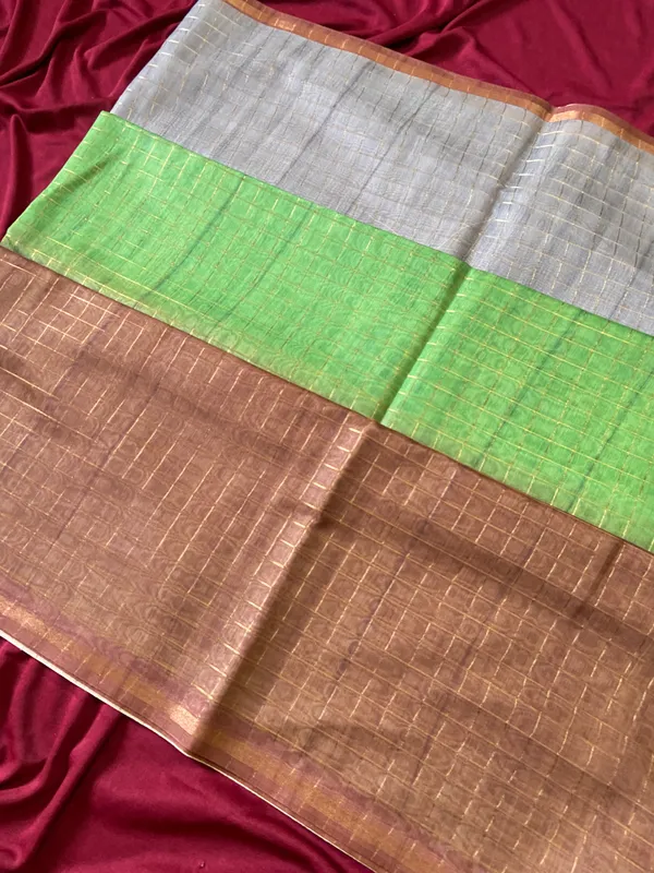 Soft_Semi_Tussar_Silk_sarees_with_Beautiful_Digital_Print_With_Attractive_Border_And_Contrast_Print_Blouse_With_Tassels