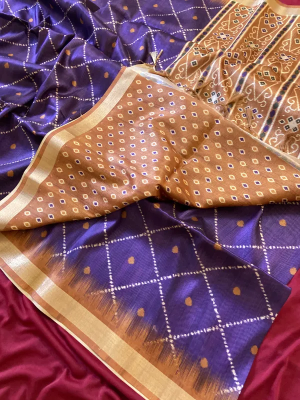 Soft_Tussar_Silk_sarees_with_Beautiful_Digital_Print_With_Attractive_Border_And_Contrast_Print_Blouse_With_Tassels