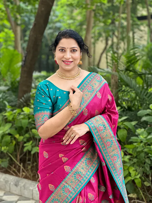 Premium_Soft_Paithani_Silk_sarees_With_Beautiful_Weaving_Pattern_With_Attractive_Rich_Pallu_And_Border_And_Weaving_Blouse_With_Tassels