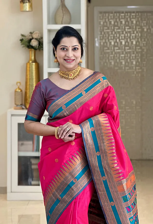 Damyanti_Pink_–_Legendary_Wedding_Special_|_Premium_Soft_Paithani_Silk_Saree_with_Weaving_Pattern,_Rich_Pallu_&_Border_&_Weaving_Blouse_with_Tassels