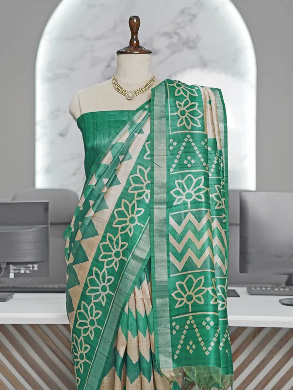 Soft_Tussar_Silk_sarees_with_Beautiful_Digital_Print_With_Attractive_Border_And_Contrast_Print_Blouse_With_Tassels