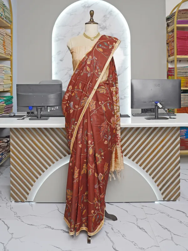 Soft_Tussar_Silk_sarees_with_Beautiful_Digital_Print_With_Attractive_Border_And_Contrast_Print_Blouse_With_Tassels