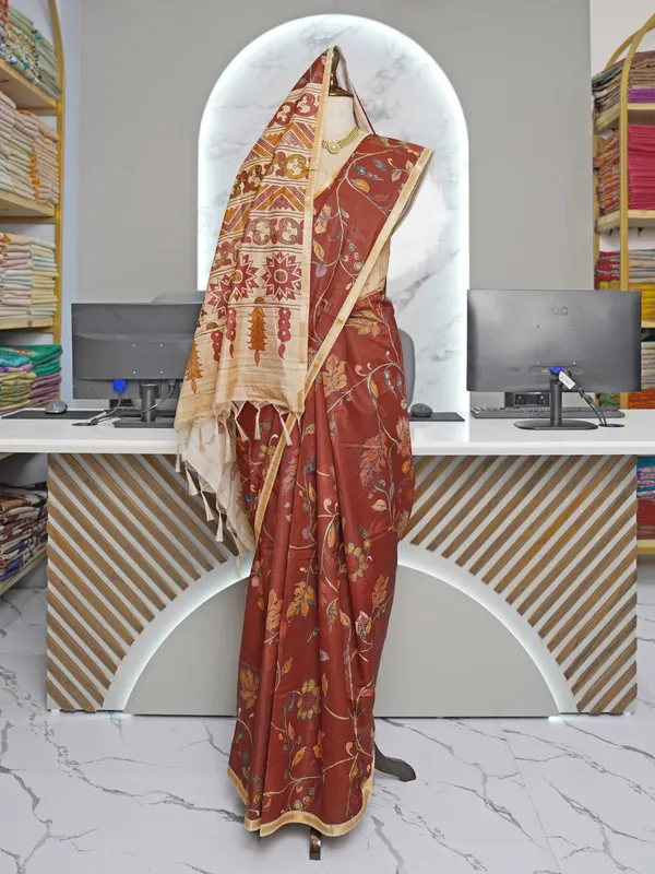 Soft_Tussar_Silk_sarees_with_Beautiful_Digital_Print_With_Attractive_Border_And_Contrast_Print_Blouse_With_Tassels