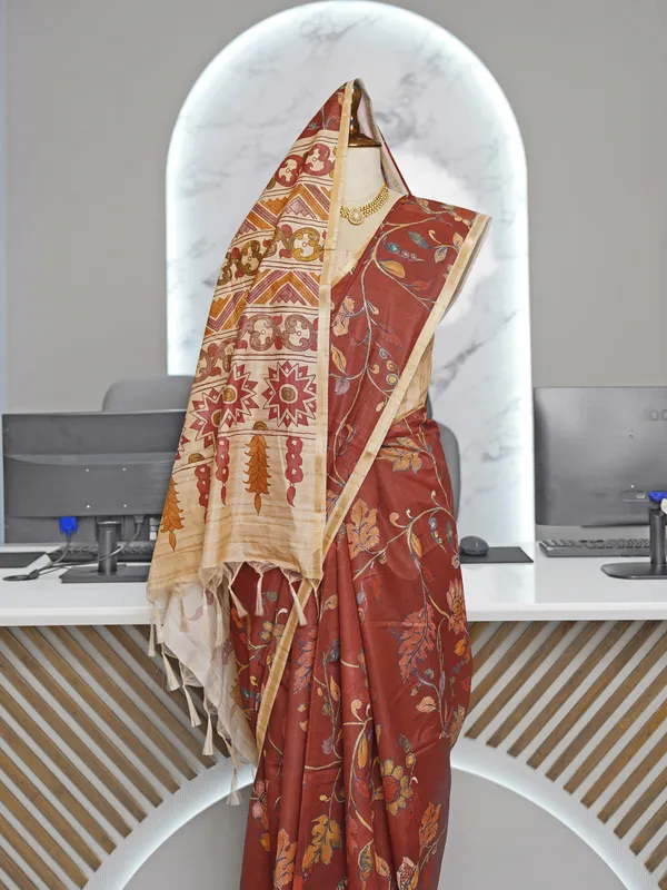 Soft_Tussar_Silk_sarees_with_Beautiful_Digital_Print_With_Attractive_Border_And_Contrast_Print_Blouse_With_Tassels