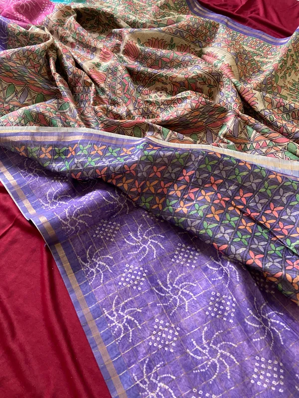Soft_Semi_Tussar_Silk_sarees_with_Beautiful_Digital_Print_With_Attractive_Border_And_Contrast_Print_Blouse_With_Tassels
