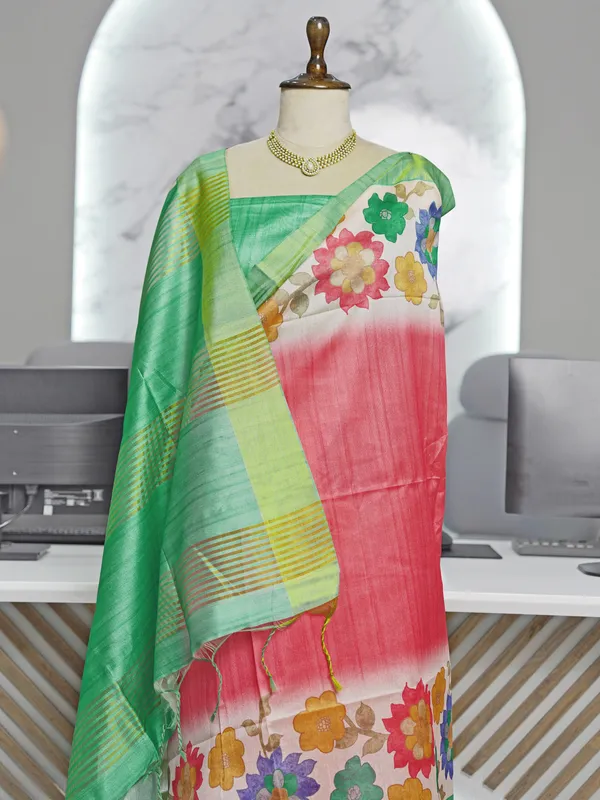 Soft_Tussar_Silk_sarees_with_Beautiful_Digital_Print_With_Attractive_Border_And_Contrast_Print_Blouse_With_Tassels