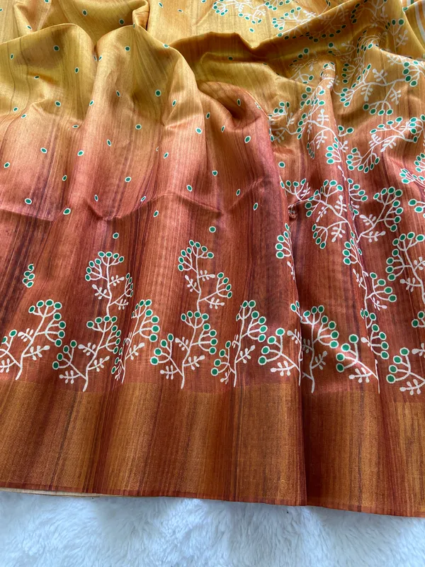 Soft_Tussar_Silk_sarees_with_Beautiful_Print_With_Attractive_Border_And_Contrast_Print_Blouse_With_Tassels