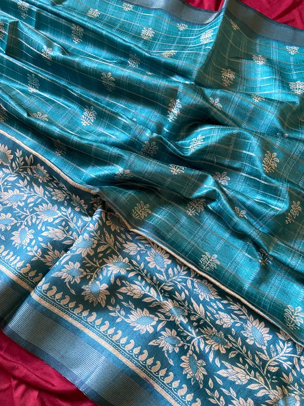 Soft_Semi_Tussar_Silk_sarees_with_Beautiful_Digital_Print_With_Attractive_Border_And_Contrast_Print_Blouse_With_Tassels