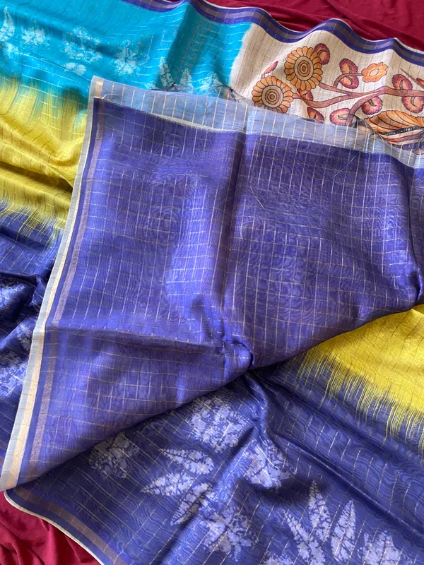 Soft_Semi_Tussar_Silk_sarees_with_Beautiful_Digital_Print_With_Attractive_Border_And_Contrast_Print_Blouse_With_Tassels