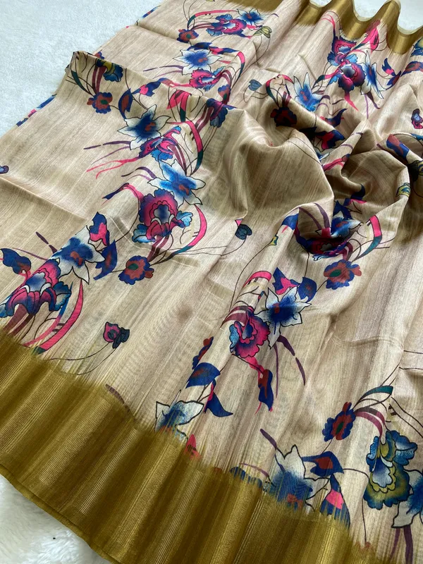 Kaveri_Mehendi_Green_–_Navratri_Special_|_Soft_Tussar_Silk_Saree_with_Digital_Print,_Pallu_&_Zari_Border_&_Contrast_Digital_Print_Blouse_with_Tassels